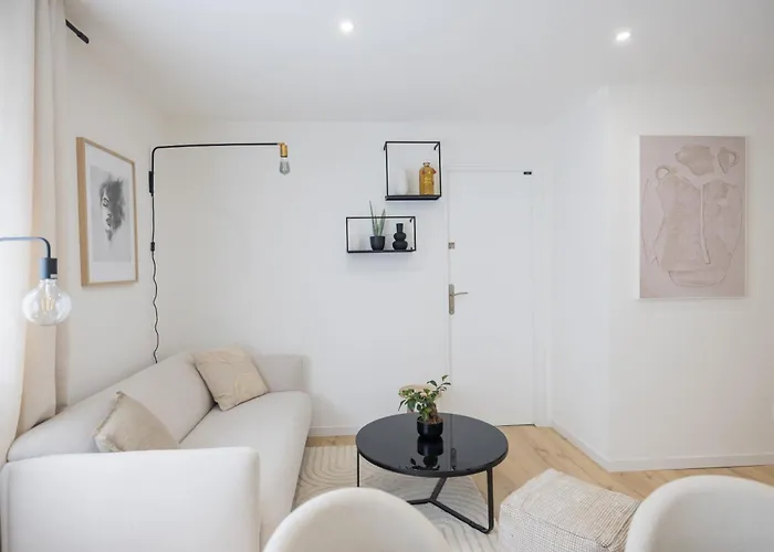 Проживання в сім'ї Moissan Monteynard Гренобль